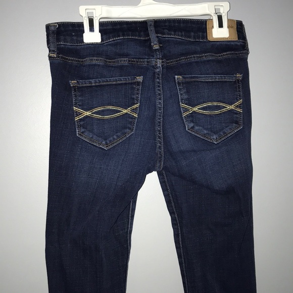 Too small - Picture 4 of 4